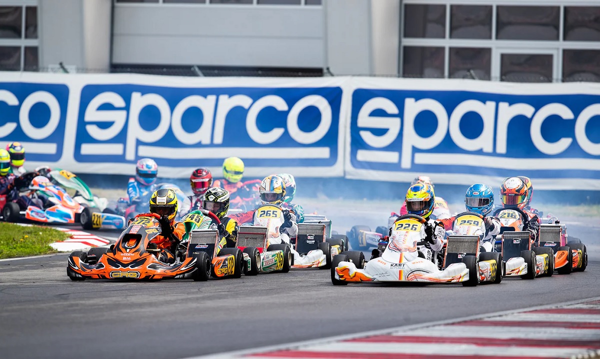 Пополнение склада продукцией SPARCO